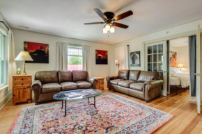 Cozy Elkhart Lake Apartment Walk to Town and Dining